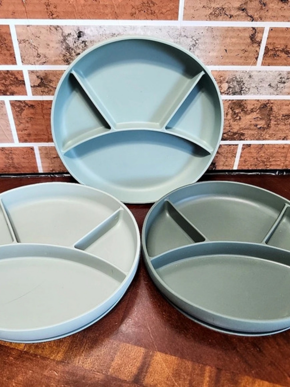Cloud Island Silicone Suction Divided Plates Green & Blue Set